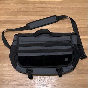 5.11 OVERWATCH MESSENGER 18L
